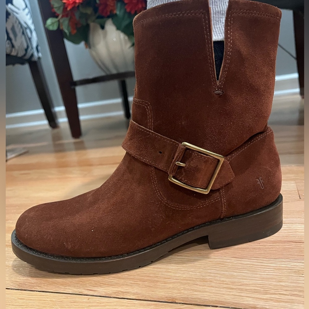 Frye Chocolate Brown Suede Boots (never worn)